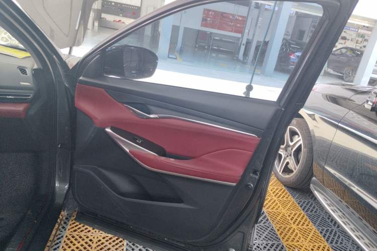 Used Changan CS75 PLUS 2020 1.5T Automatic Luxury Version
