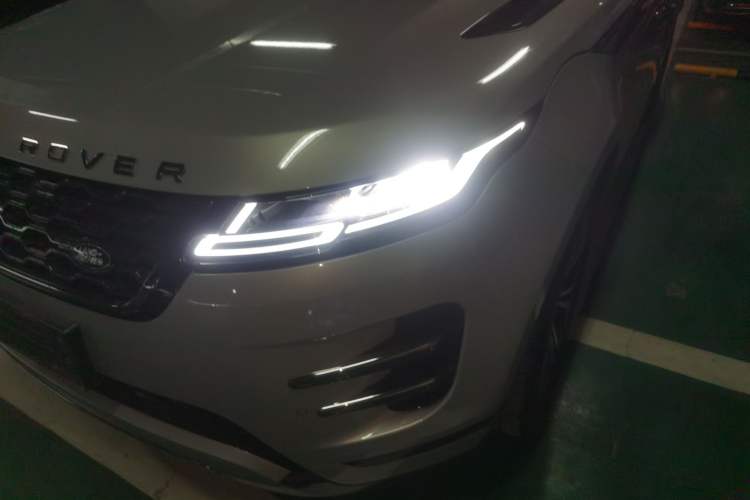 Used Land Rover Range Rover Evoque 2023 Aurora L 249 PS Luxury Edition