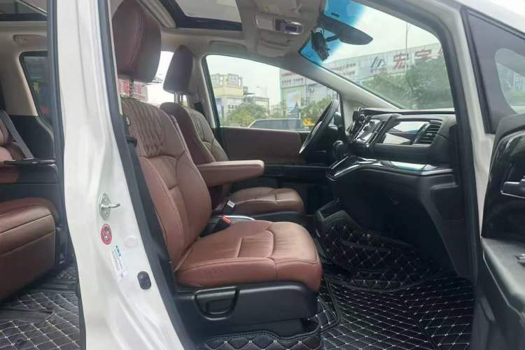 Used Honda Elysion 2019 2.0L Hybrid Supreme Edition
