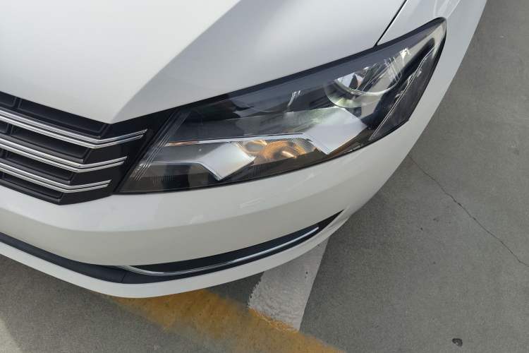 Used Volkswagen Passat 2015 1.8TSI DSG Prestige Edition
