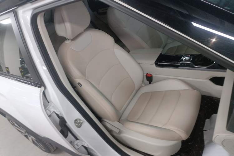 Used Geely Auto icon 2023 1.5TD Chocolate Smoothie Edition