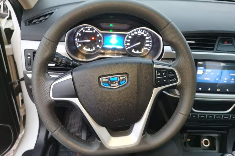 Used Geely Auto Emgrand 2017 Sedan Million Edition 1.5L Manual - Upward Version
