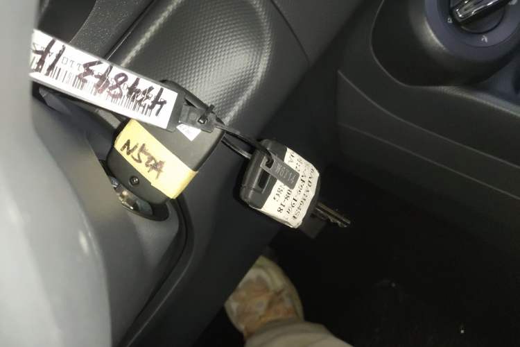 Used Wuling Hongguang New Energy 2025 Extended-Range Hybrid 50 km Utility Version
