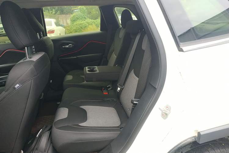 Used  Cherokee 2016 2.0L Smart Version