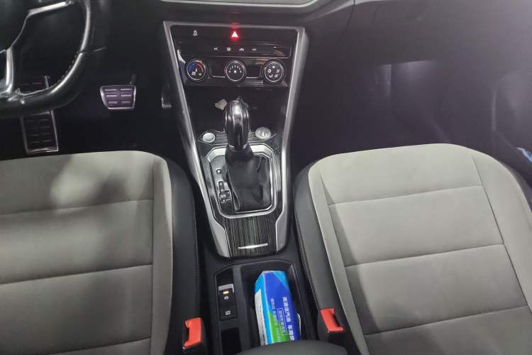 Used Volkswagen T-ROC 2020 280TSI DSG Two-Wheel Drive R-Line Pro