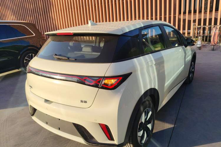 Used BYD Dolphin 2025 420km Free Edition
