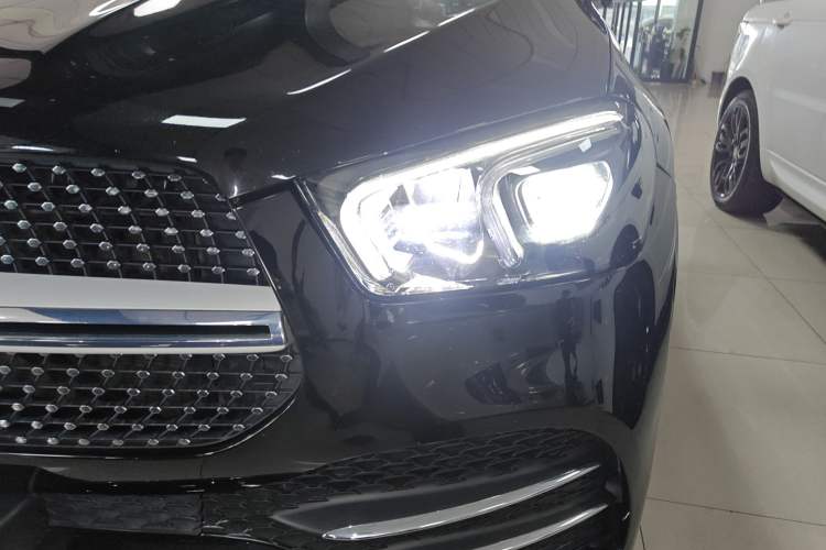 Used Mercedes-Benz GLE 2020 Restyled GLE 350 4MATIC Fashion Edition
