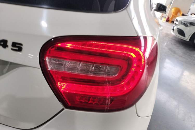 Used Mercedes-Benz A-Class 2015 A 200 Fashion Model
