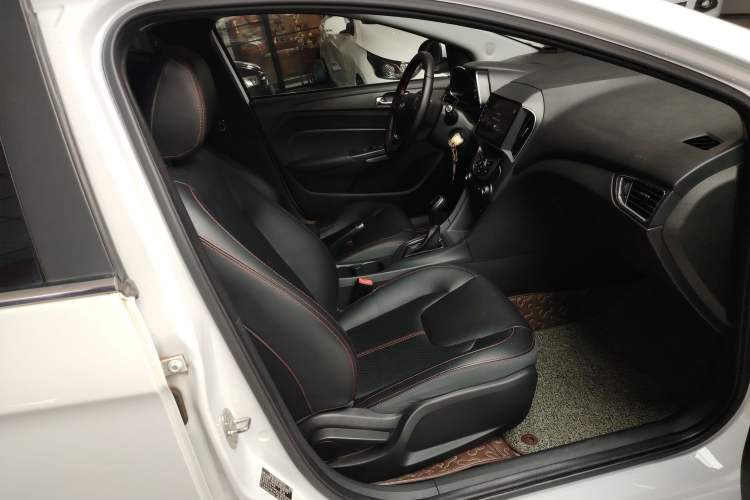 Used Chery Arrizo 5 2017 1.5L CVT Trendsetting Edition
