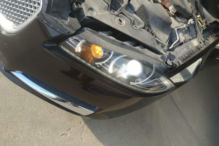 Used Jaguar XF 2014 XF 2.0T Luxury Edition
