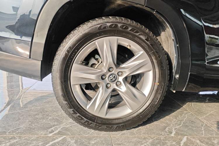 Used Toyota Highlander 2021 2.0T Four-Wheel Drive Luxury Edition 7 Seats
