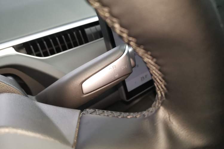 Used XPeng MONA M03 2024 620 with Ultra-Long Range
