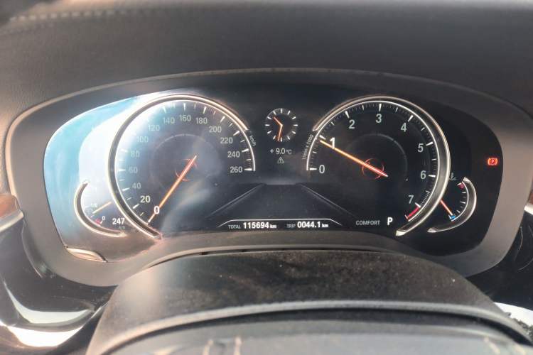 Used BMW 5 Series 2018 525Li Luxury Package
