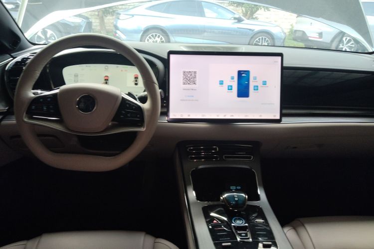 Used BYD Han 2025 EV with 701 km of Laser Radar-Enabled Intelligent Driving