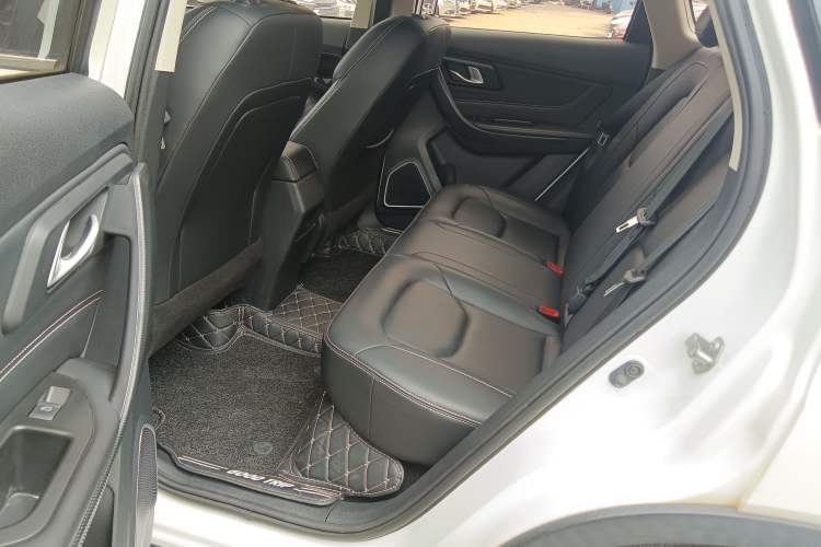 Used Bestune X40 2019 1.6L Manual Luxury Model China VI Standard
