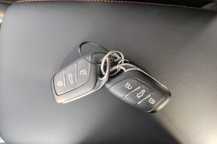 Used Roewe RX5 New Energy 2023 eRX5 Ultra-Hybrid Comfort Edition