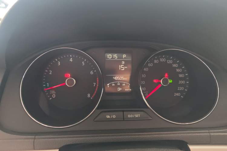 Used Volkswagen Gran Lavida 2015 230TSI DSG Comfort Edition
