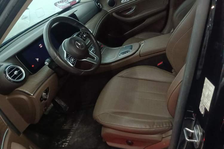 Used Mercedes-Benz E-Class 2019 Facelifted E 300 L Stylish Version
