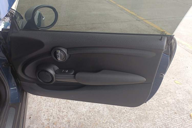 Used  MINI 2014 1.5T COOPER Fun
