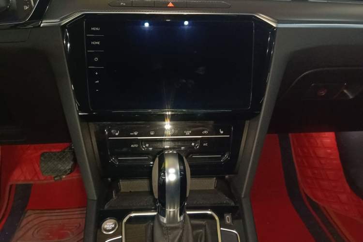 Used Volkswagen Magotan 2020 330TSI DSG Leading Model
