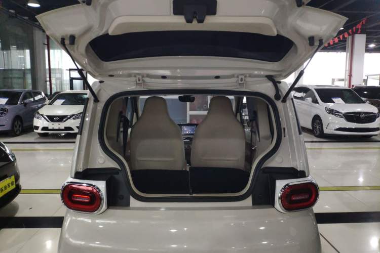 Used Wuling Hongguang MINIEV 2024 3rd Generation 215km Advanced Version
