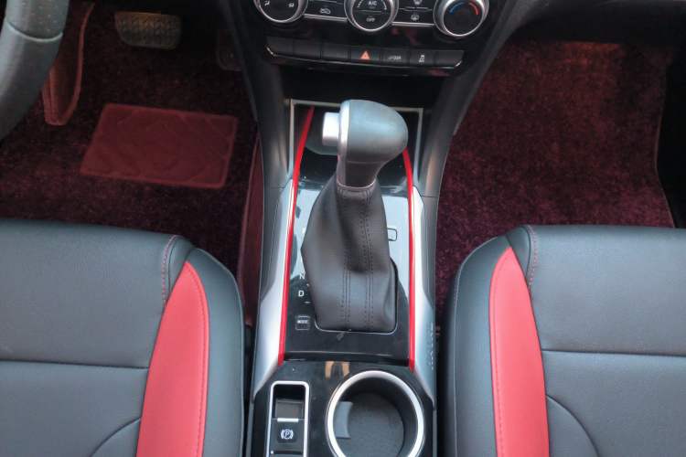 Used Haval H2 2017 Blue Label 1.5T Automatic Two-Wheel Drive Luxury Model
