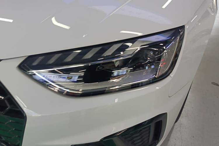 Used Audi A4L 2022 40 TFSI Luxury Dynamic Model