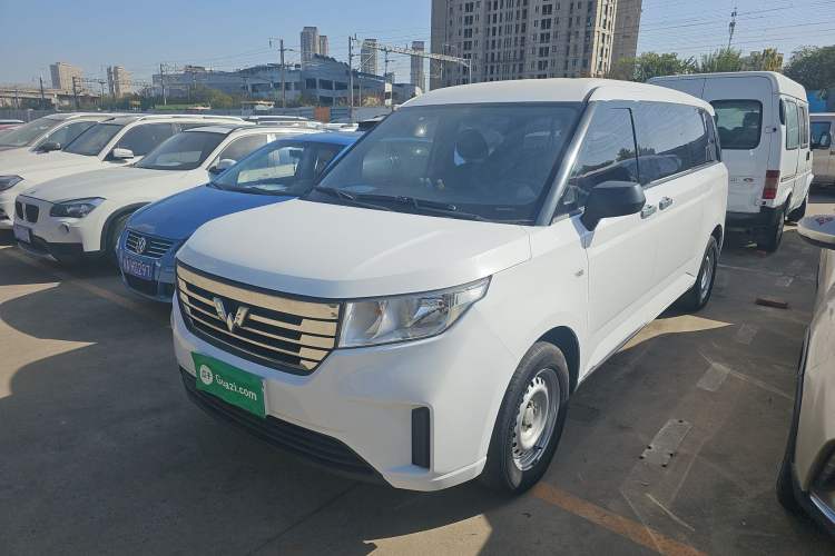 Used Wuling Zhengcheng 2021 1.5T Manual Comfort Version

