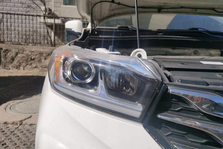 Used GAC Trumpchi GS4 2018 235T Manual Two-Wheel Drive Luxury Millionth Anniversary Edition
