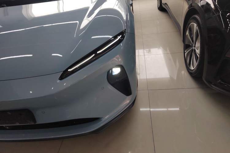 Used Nio ET5T 2023 75 kWh Touring