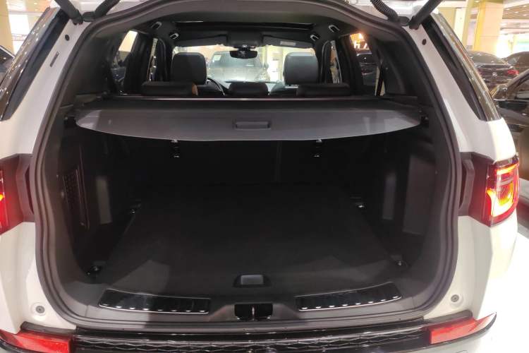 Used Land Rover Discovery Sport 2020 249 PS R-Dynamic Performance Edition