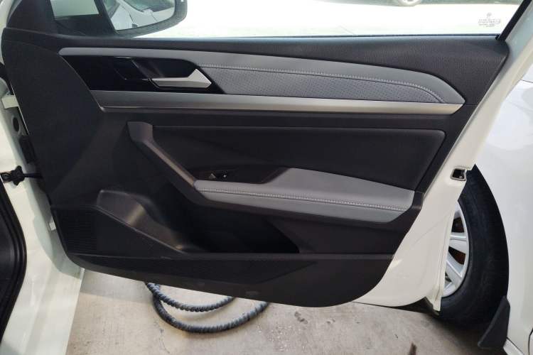 Used Volkswagen Lavida 2024 1.5L Automatic 5 Million Edition
