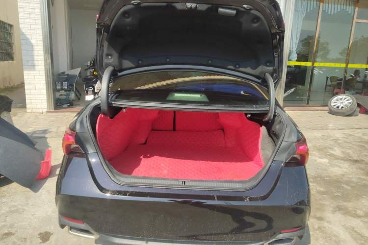 Used Toyota Avalon 2019 2.0L Luxury Edition China VI Standard
