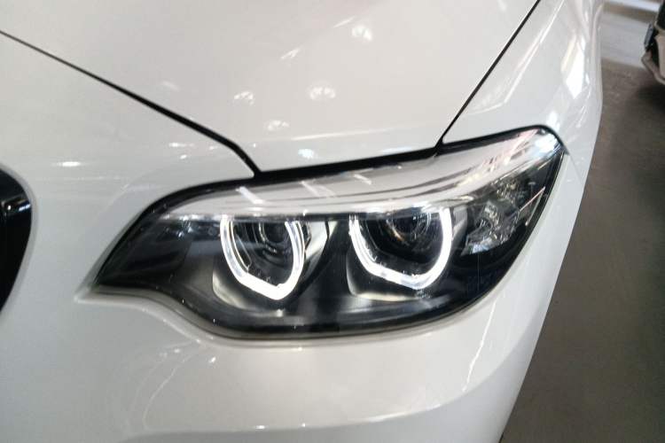 Used BMW 2 Series 2019 225i Convertible Coupe Sports Design Package
