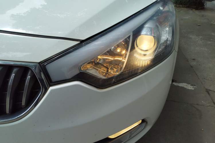 Used Kia K3 2015 1.6L Manual GL
