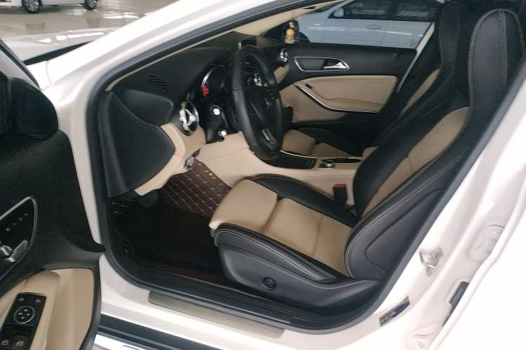 Used Mercedes-Benz GLA 2017 GLA 200 Sport Edition
