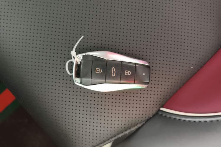 Used SOL QX 2022 300T DCT Moon Exploration Edition
