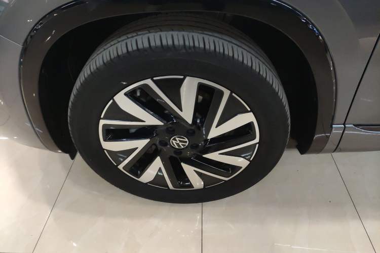 Used Volkswagen Tayron 2023 Revised Version 380TSI All-Wheel Drive R-Line High-Energy Edition