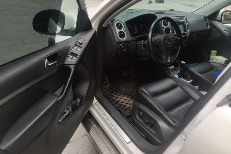 Used Volkswagen Tiguan 2015 1.8TSI Automatic All-Wheel Drive Comfort Edition
