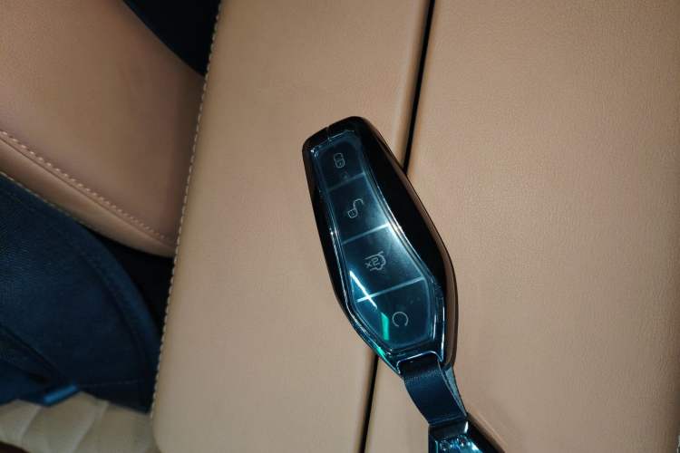 Used BYD Tang New Energy 2023 DM-i Champion Edition 112KM Prestige Model
