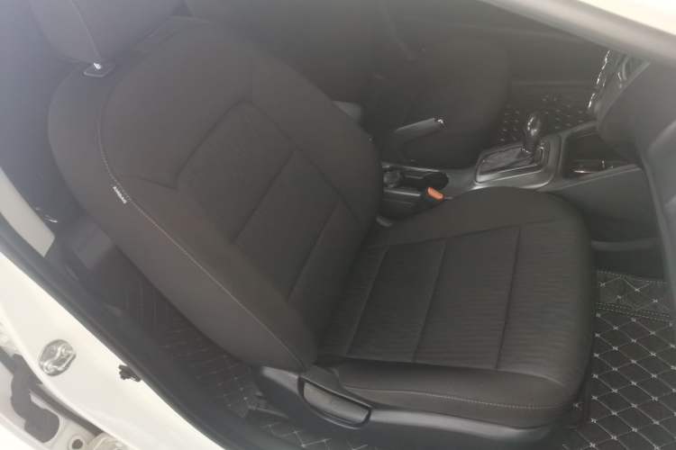 Used Kia K3 2015 1.6L Automatic GLS
