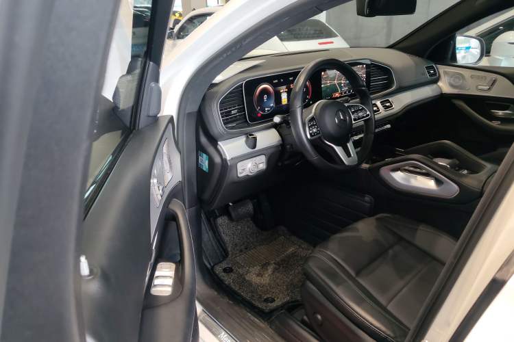 Used Mercedes-Benz GLE Coupe 2020 GLE 350 4MATIC Coupe SUV Luxury Model