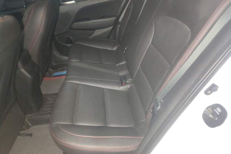 Used Hyundai Elantra 2016 1.6L Automatic ZhiXuan – Elite Version