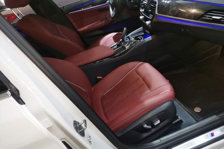 Used BMW 5 Series 2022 Second Facelift 525Li M Sport Package
