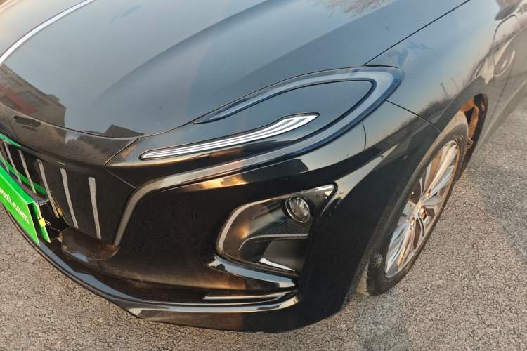 Used Hongqi E-QM5 2022 431 km Charge & Enjoy Edition
