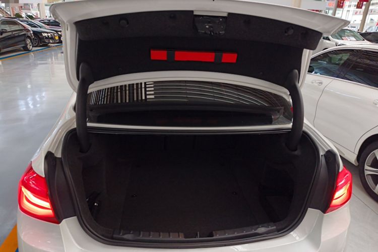 Used BMW 3 Series 2019 320Li Fashion Model
