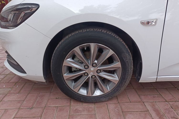 Used Chevrolet Monza 2020 320 Automatic Enjoyment Edition