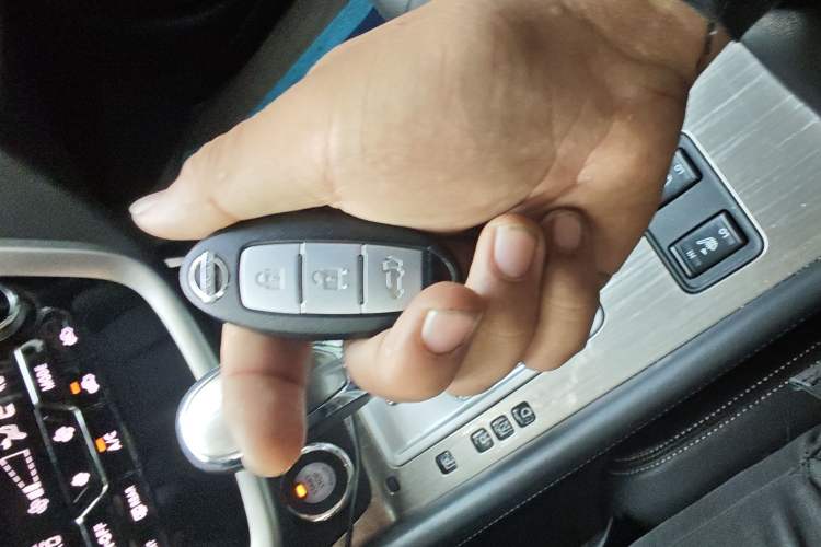 Used Nissan Murano 2021 2.5L XL Two-Wheel Drive Smart Connect Luxury Edition