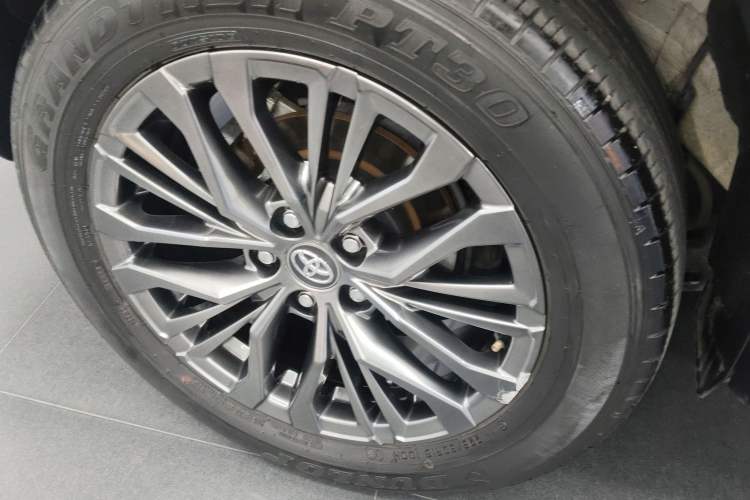 Used Toyota Wildlander 2023 Dual-Motor 2.5L E-CVT Four-Wheel Drive Prestige Edition
