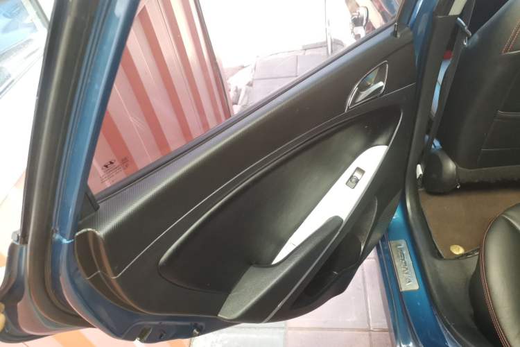 Used Hyundai Verna Ray 2014 1.6L Automatic TOP